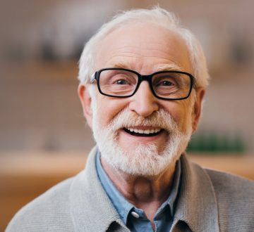 Important Tips to Take Care of Your Dental Implants | Do’s & Don’ts